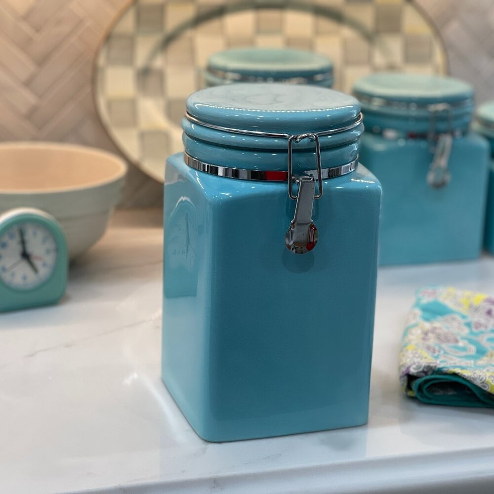 Vintage Aqua Blue Ceramic Canister (9.5" x 5" x 5") - Picture 3 of 15